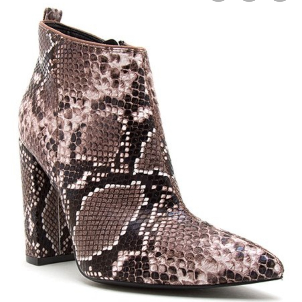Qupid snake skin boots